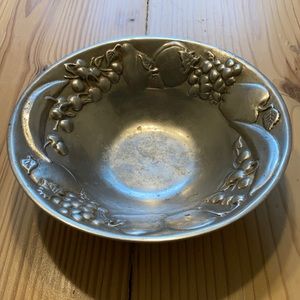 Wilton Armetale bowl